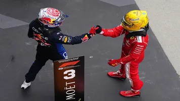 Hamilton convencido: está mejor sin el simulador de Ferrari tras Canadá