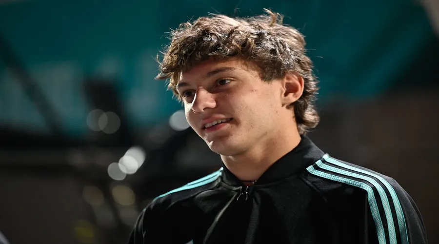 Antonelli: El cambio de suspensión de Mercedes me costó "dos o tres meses"