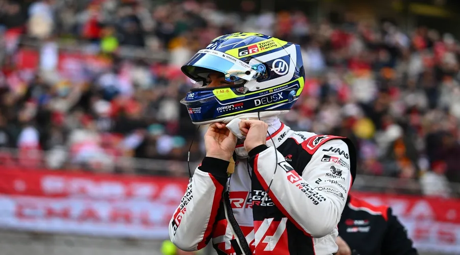 Bearman asegura su futuro en Ferrari desde Haas